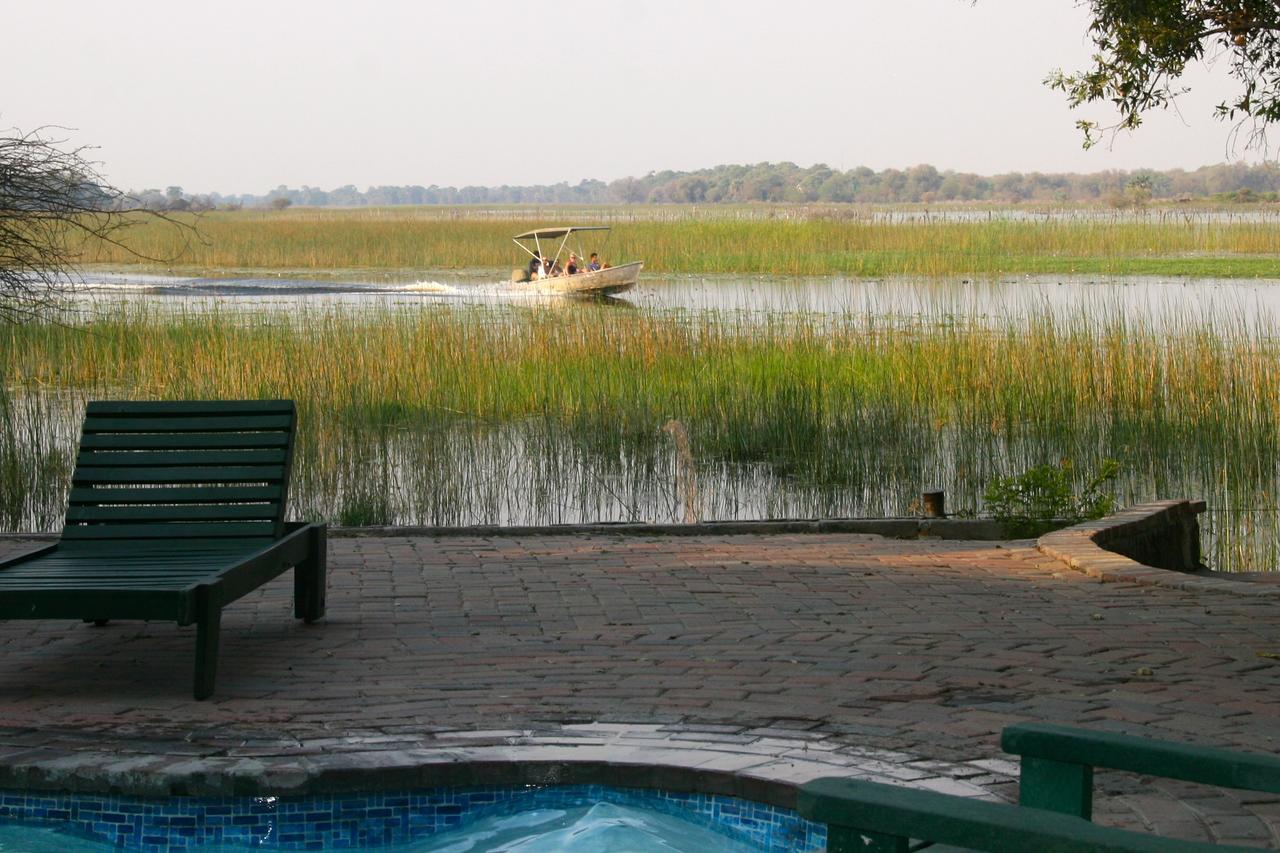 Island Safari Lodge Maun Exterior foto